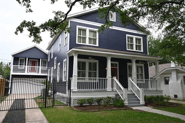 Photo - 715 Ralfallen St House