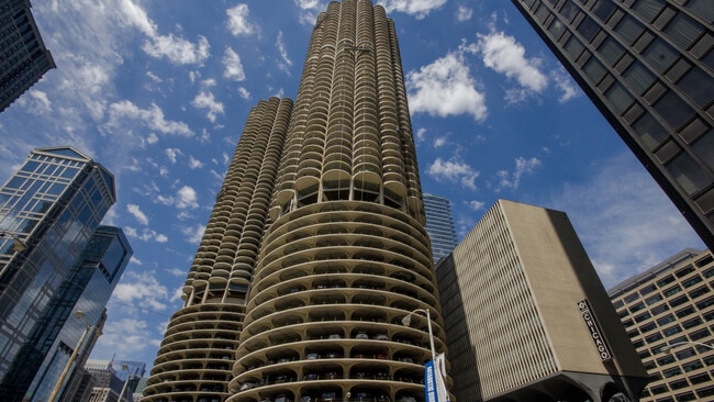 Building Photo - 300 N State St Unit 2830