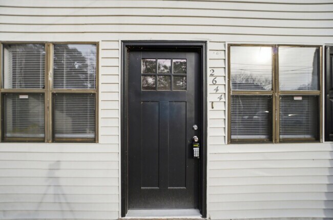 Photo - FULLY REMODELED 2 BED, 1.5 BATH BUNGALOW IN NORFOLK FOR RENT!