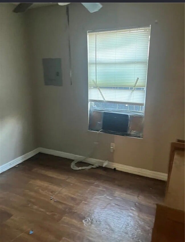Photo - 101 N Sarah St Unit 0