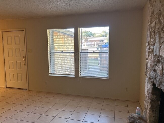 Photo - 4101 Water St