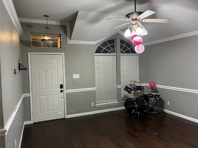 Photo - 520 Kelley Ct