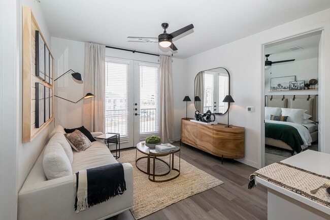 living room - Waterview Crossing