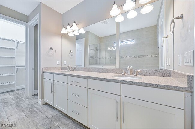 Photo - 14589 Laguna Dr