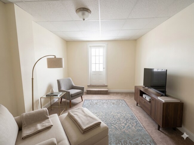 58 Medford St Unit 2B