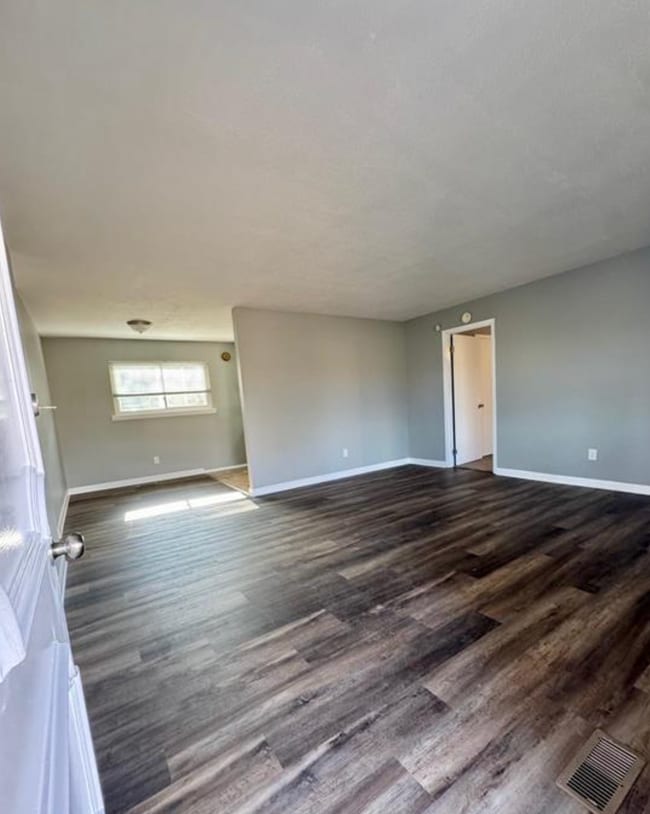 Photo - 3 bed & 2 bath home