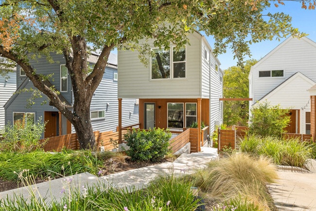 Photo - 3109 Aldwyche Dr