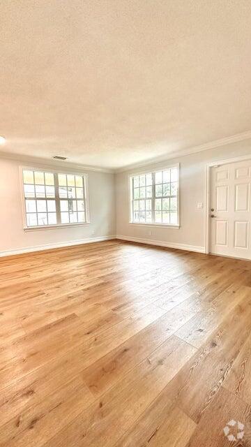 Building Photo - 6894 3rd St Rental