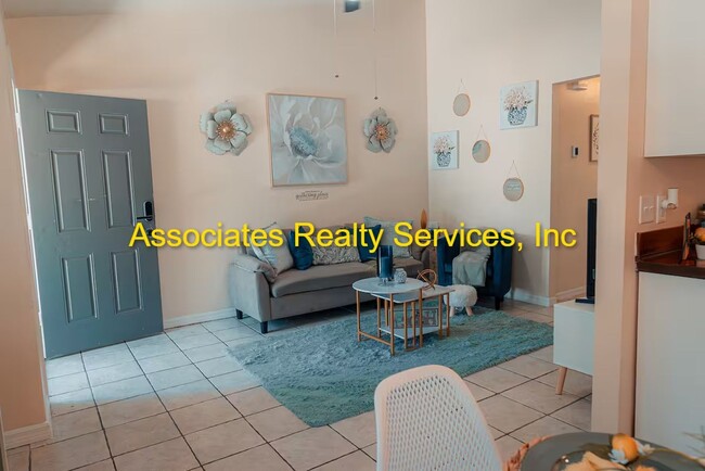 Beautifully furnished 2-Bedroom Duplex – ... - Beautifully furnished  2-Bedroom Duplex – ...
