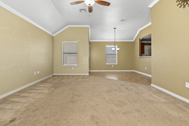 Photo - 2504 Saulsbury Dr