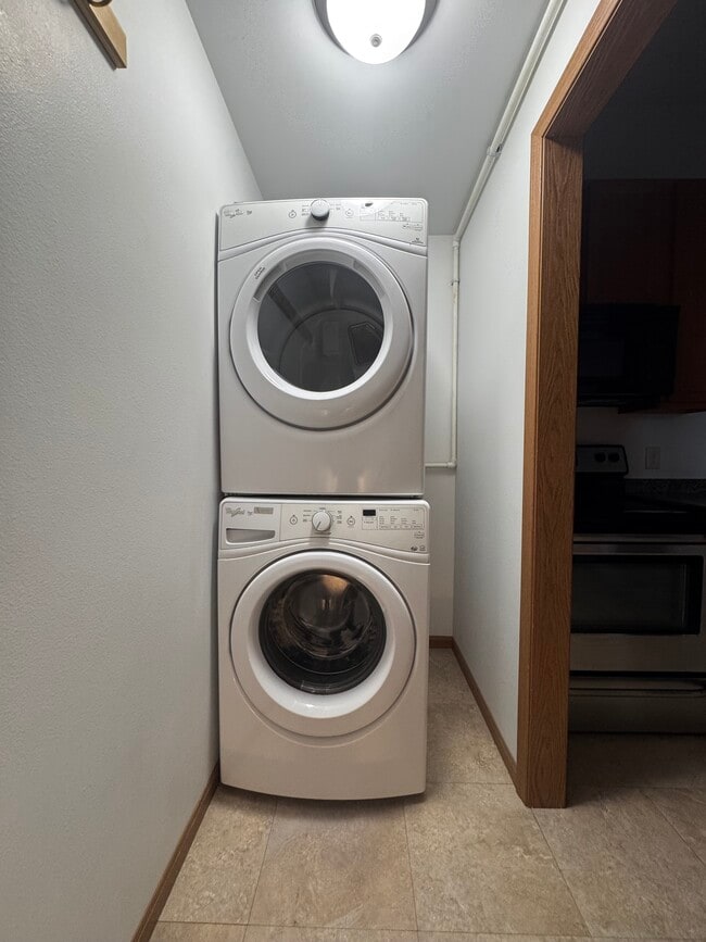 Photo - 123 E 3rd St Unit 1