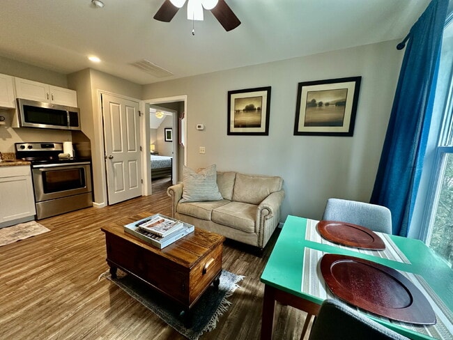 Photo - One Bedroom Apartment Available in The Heart of The Promenade! Unit #303