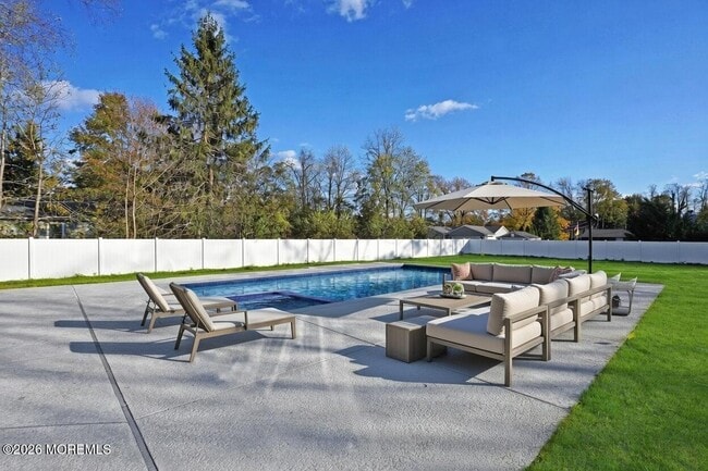 Photo - 98 Hollywood Ave