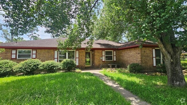 Building Photo - 22218 Russell Dr Rental
