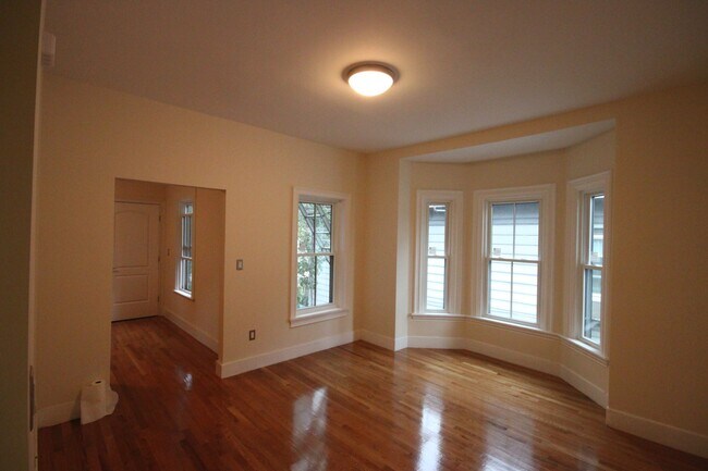 Photo - 19 Prescott St Unit 2