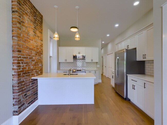 Photo - 1835 N 2nd St Unidad 1835 2nd St  1