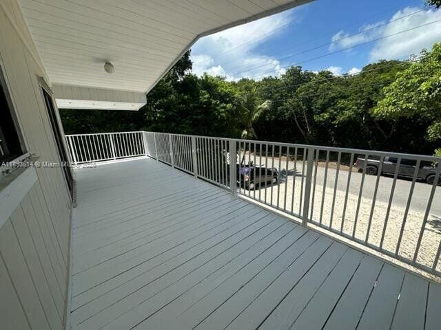 Photo - 333 Bayview Ave
