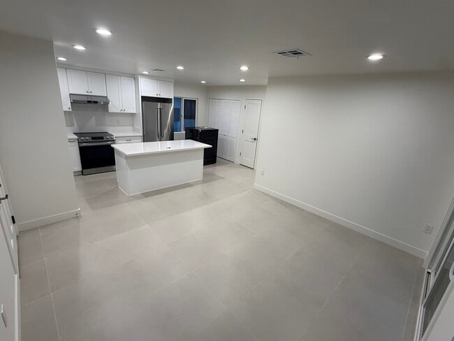 Photo - 9685 Blake Ave