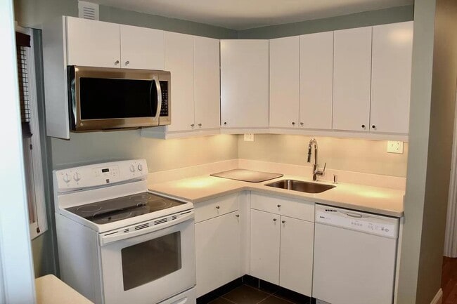 Photo - 1152 Dean St