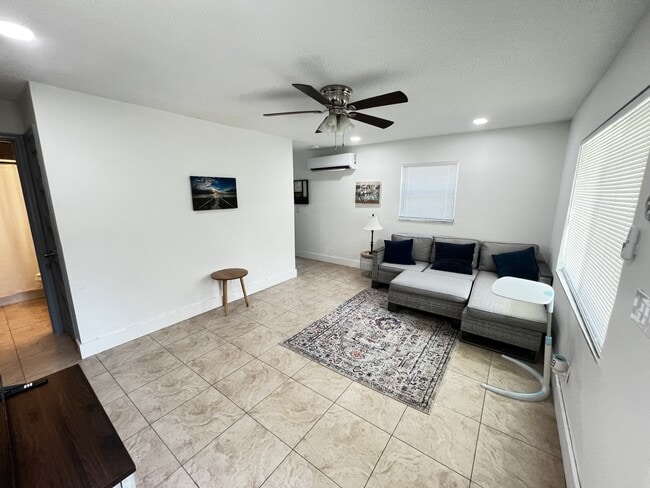 Photo - 4135 Saums Dr