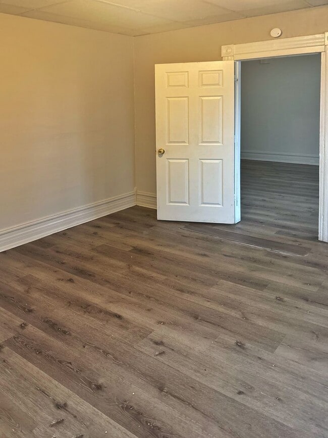 Photo - 448 N 6th St Unidad 1