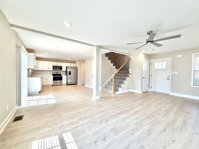 Photo - 2662 Scott Dr