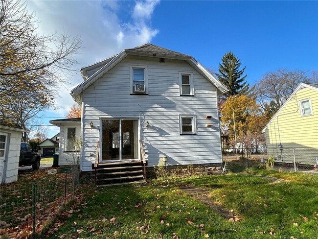 Photo - 125 Windsor Rd