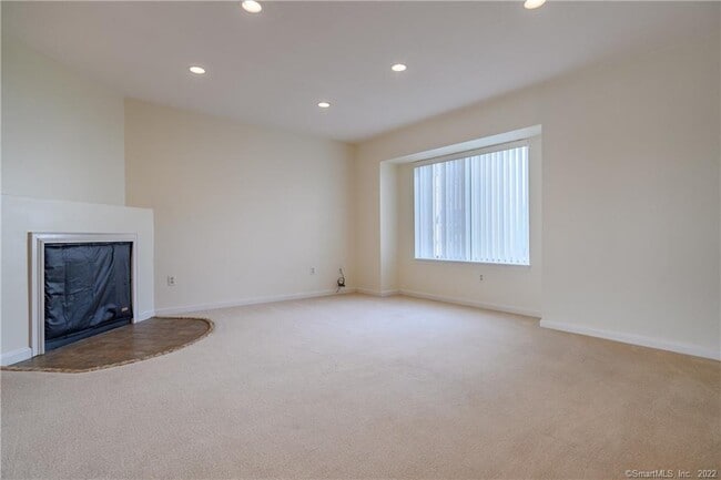 Photo - 10 South St Unit 71