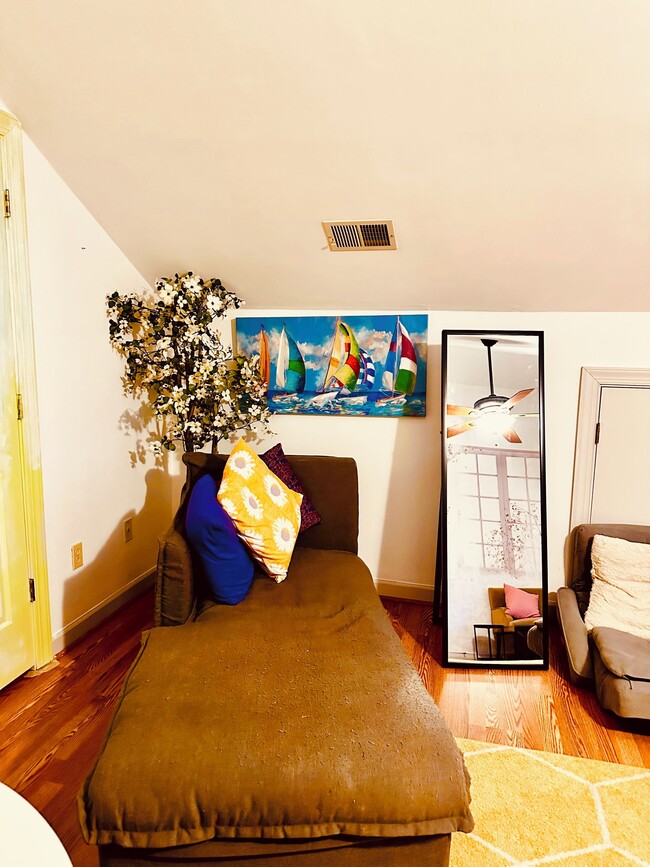 Photo - 4606 Backwoods Rd