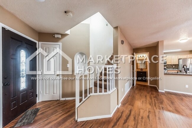 Photo - 1028 Alexandra St SW