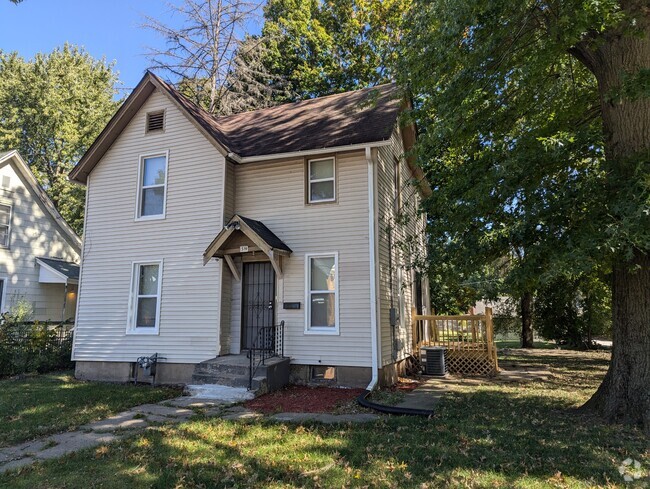 Building Photo - 519 Oakley Ave Rental