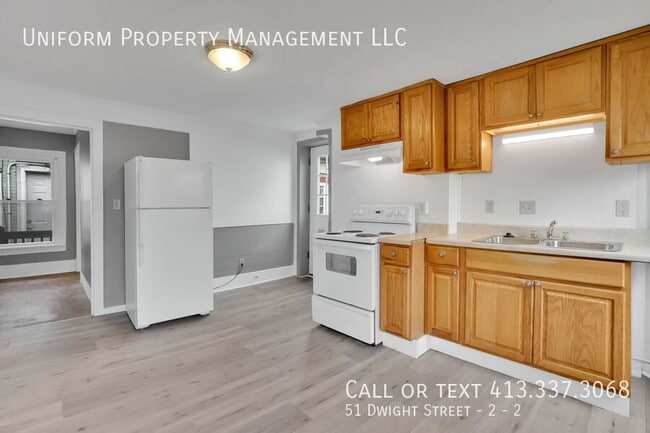 Building Photo - 51 Dwight St Unit 2