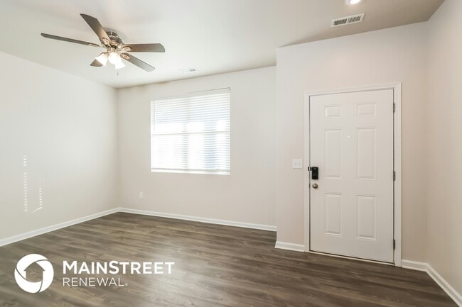 Photo - 621 Toll House Ct