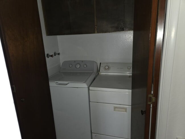 Photo - Two bedroom unfurnished in Sierra Tract