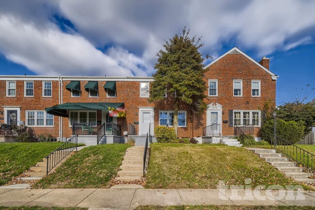 1546 Glen Keith Blvd