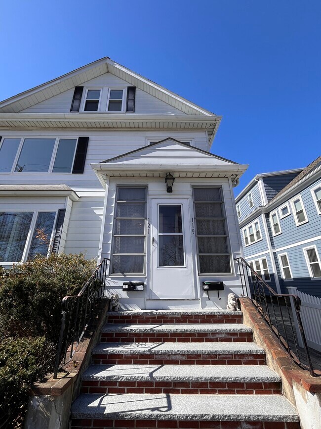 Photo - 121 Shore Dr Unit 121