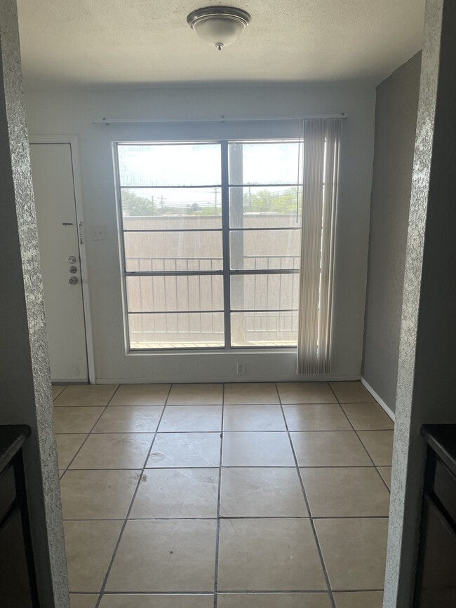 Willow Wood Apartments