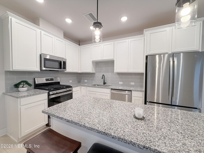 Photo - 11102 Quantum Ct