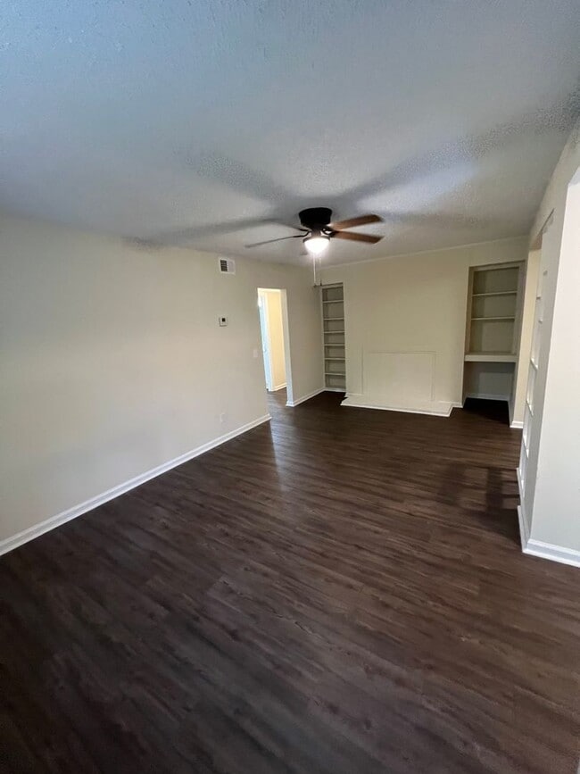 Photo - Newly renovated Quadplex with close proximity to Harbison Blvd - 3641 Apt C