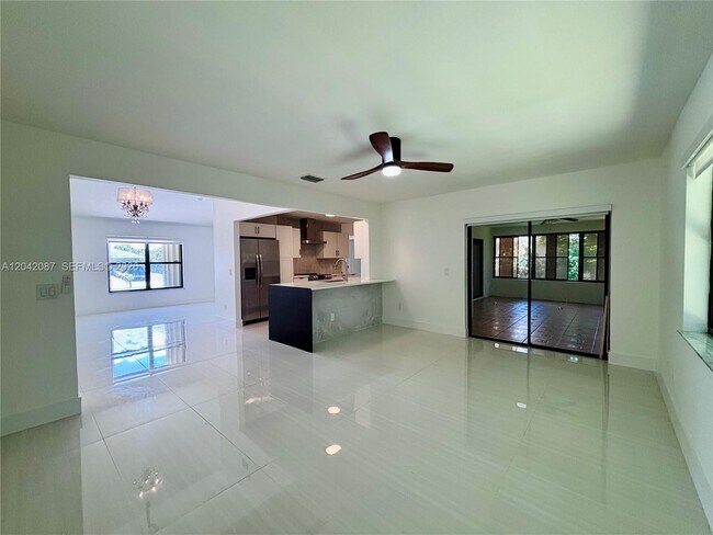 Photo - 2313 SE Harrington Ave
