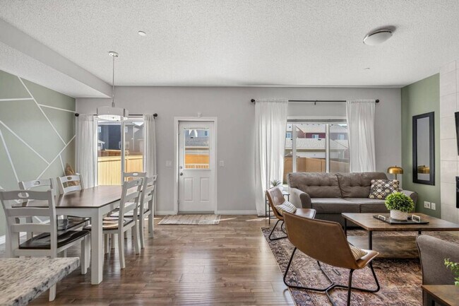 Photo - 78 Lucas Cres NW Unit ID1314494P