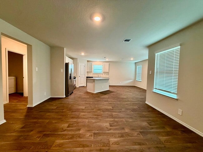 Photo - Spacious 4-Bedroom Home with Loft in Redbird Ranch