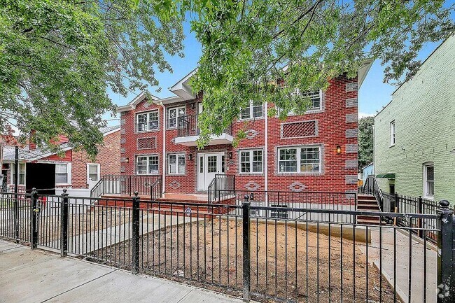 Building Photo - 110-41 172nd St Rental