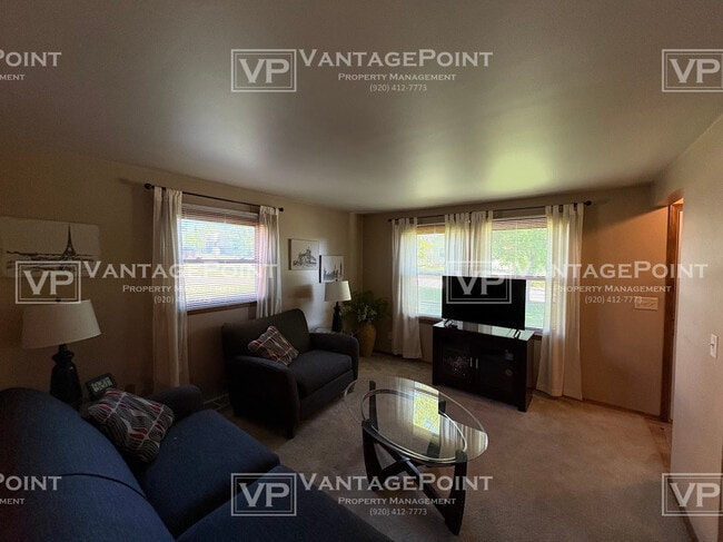 Photo - 132 E Beaupre St