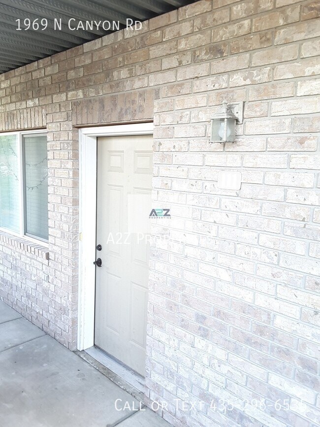 Photo - 1969 N Canyon Rd