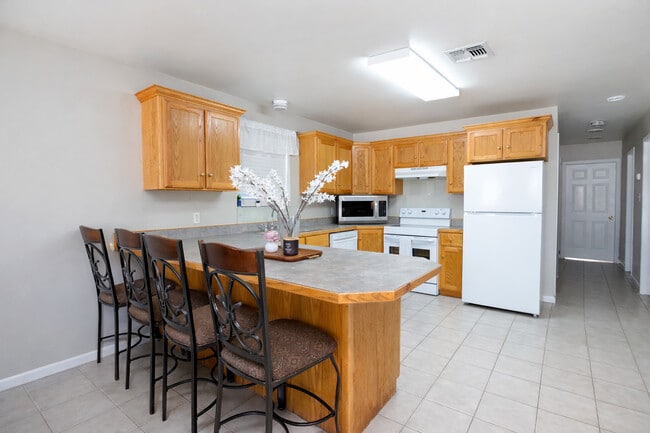 Chateau Audubon Apartments