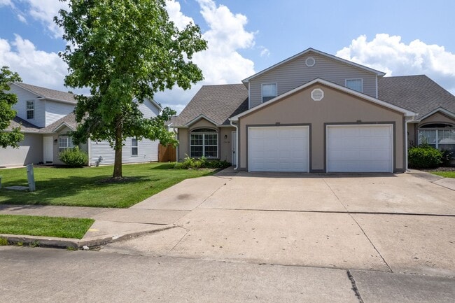 Photo - 2412-2414 Calder Ct. Unit 2414 Calder Ct.