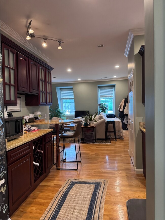 Photo - 127 Heath St Unit #2