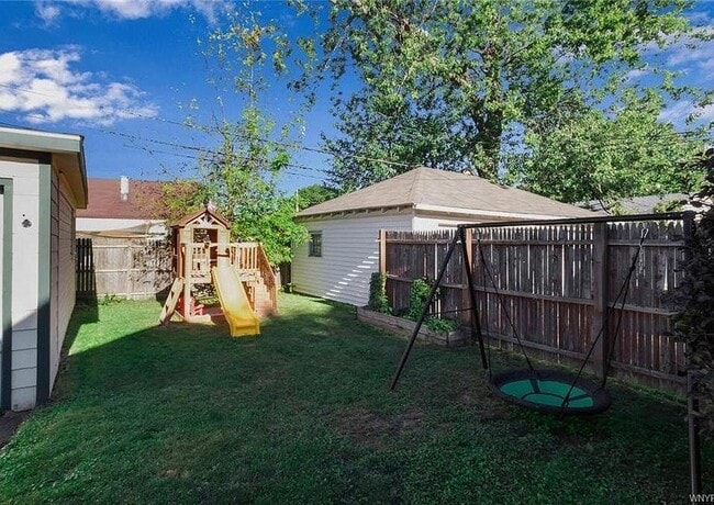 Building Photo - 78 Chamberlin Dr Rental