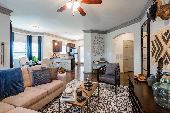 Photo - 5200 Pointe W Cir Unidad CSL